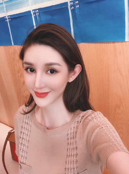 张婉婷的第一张照片--福建认干亲服务网