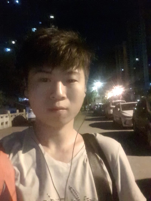 流星的瞬间的第一张照片--福建认干亲服务网