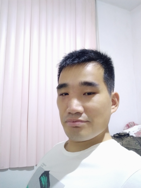 大男孩的第一张照片--福建认干亲服务网