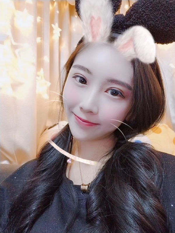 孙雪的第四张照片--福建认干亲服务网