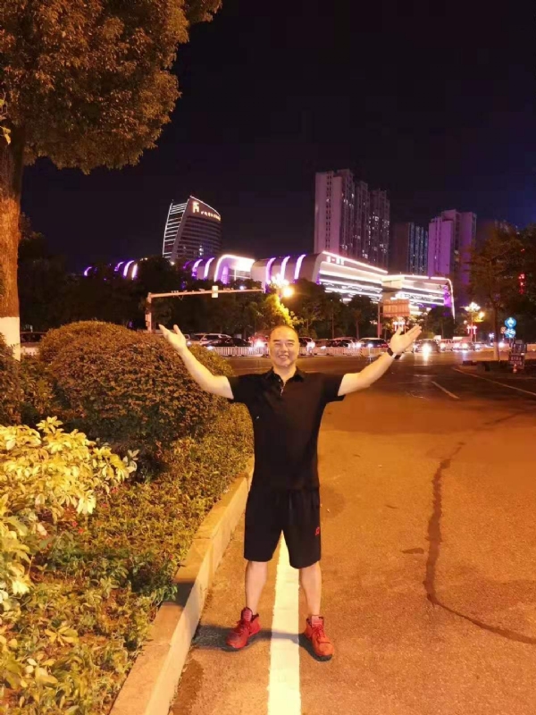 李国伟的第二张照片--福建认干亲服务网