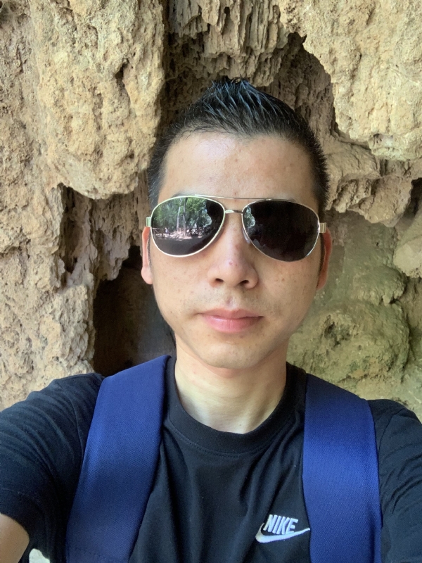 高兴的第一张照片--福建认干亲服务网