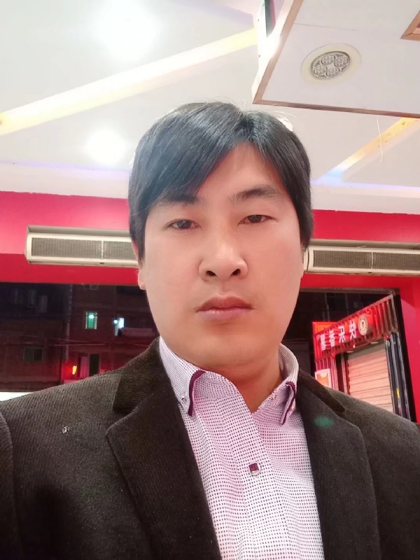 奔跑的第二张照片--福建认干亲服务网