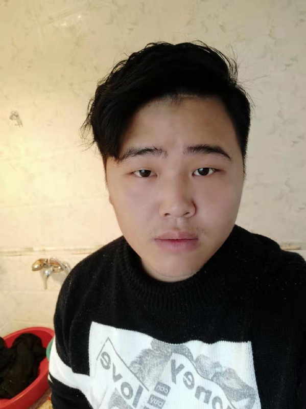 小李的第一张照片--福建认干亲服务网