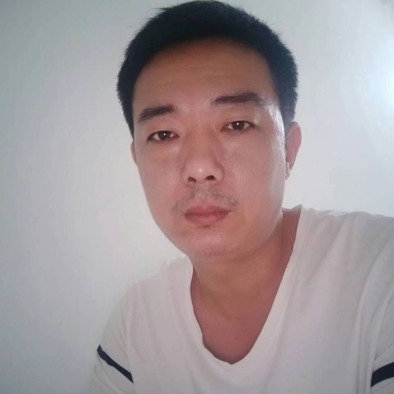 王陆群的第二张照片--福建认干亲服务网