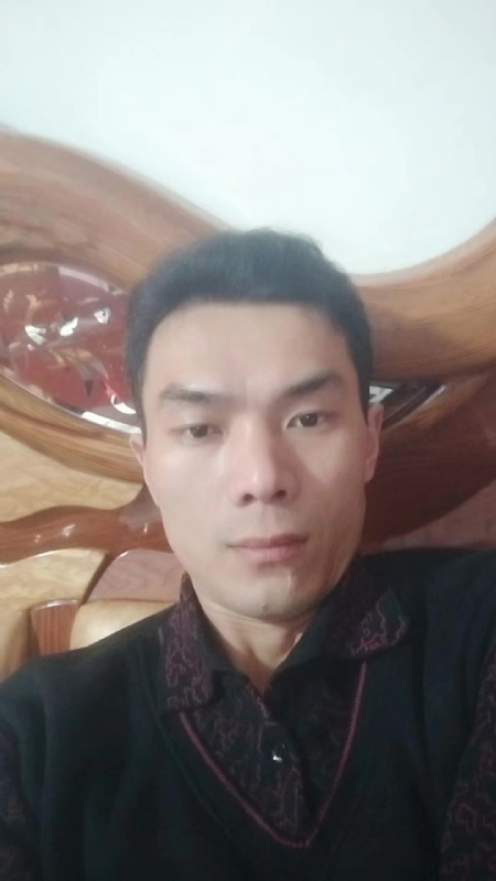 错把真心喂了狗的第四张照片--福建认干亲服务网