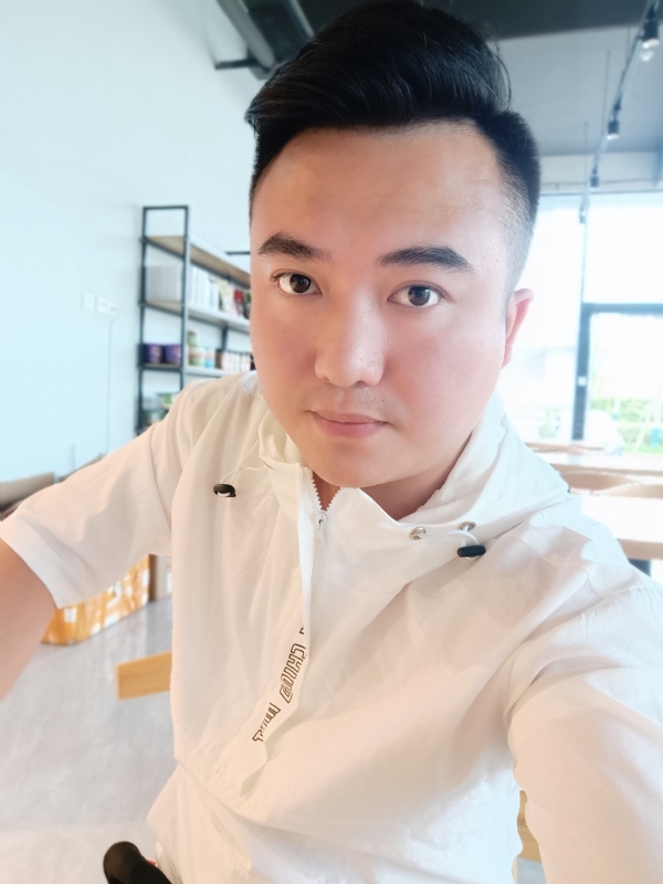 王先生的第一张照片--福建认干亲服务网