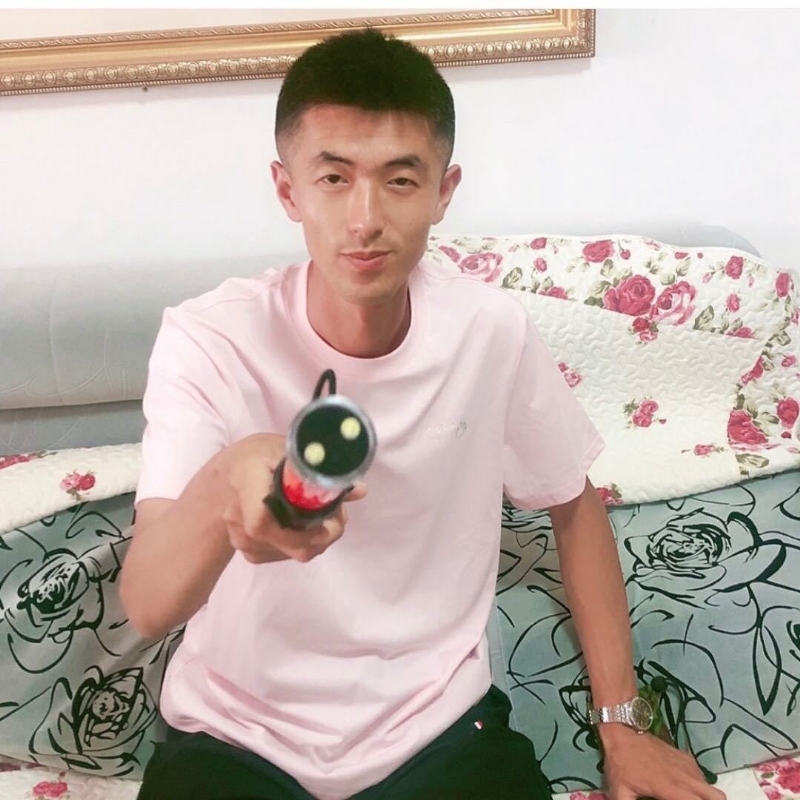 转身留下孤独的她的第二张照片--福建认干亲服务网