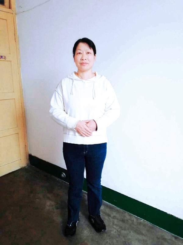 小妹的第四张照片--福建认干亲服务网