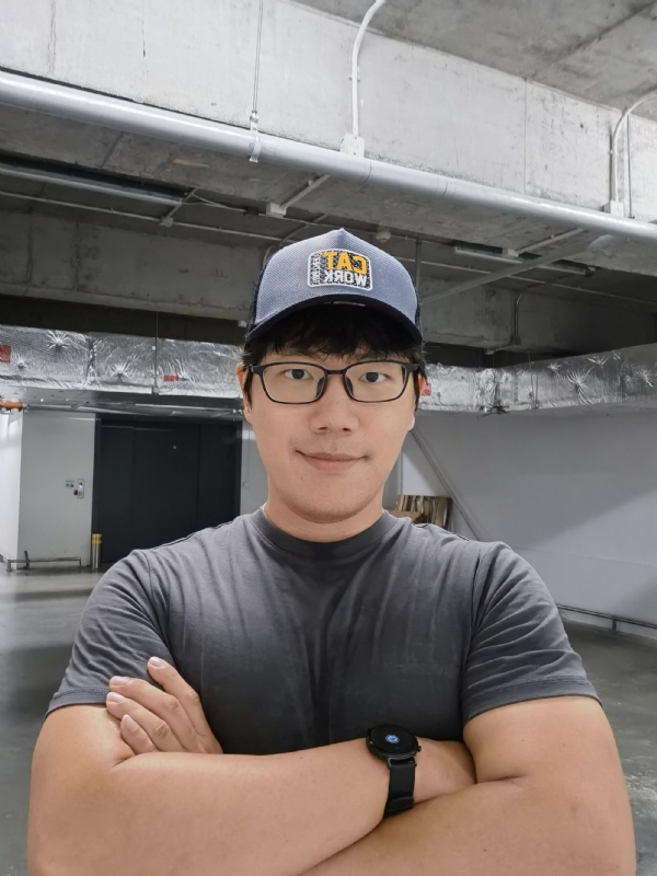 Mike的第三张照片--福建认干亲服务网