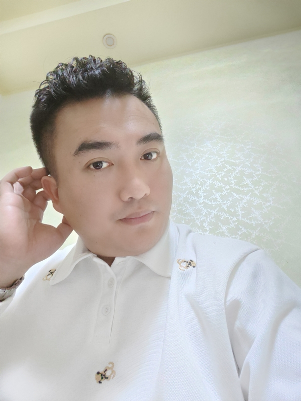 哈哈先生的第一张照片--福建认干亲服务网