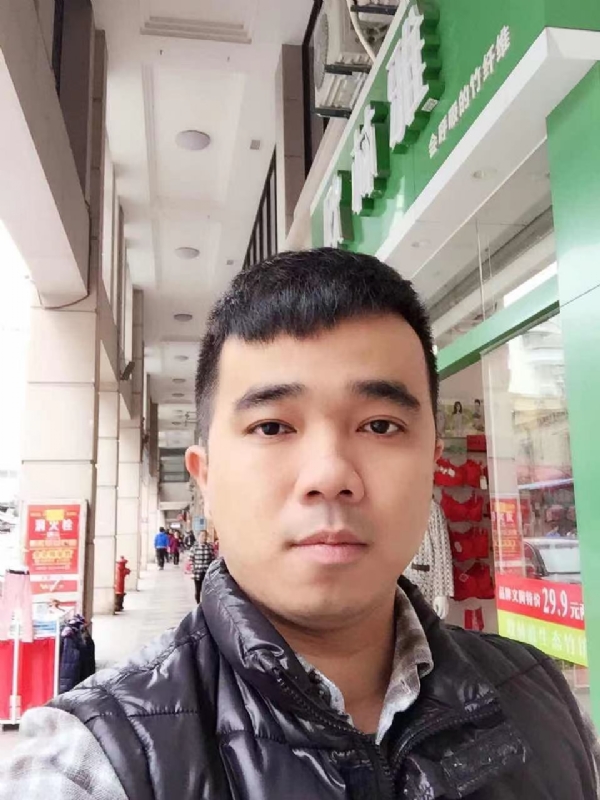 小小怪兽的第一张照片--福建认干亲服务网