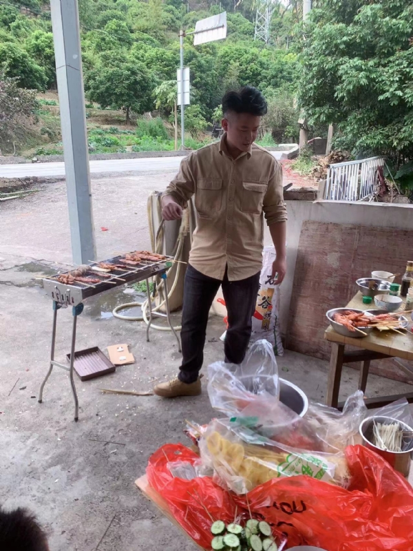 你黑我哟的第一张照片--福建认干亲服务网