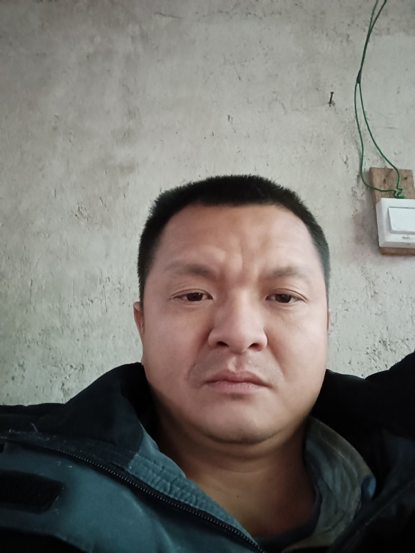 兰成龙的第二张照片--福建认干亲服务网