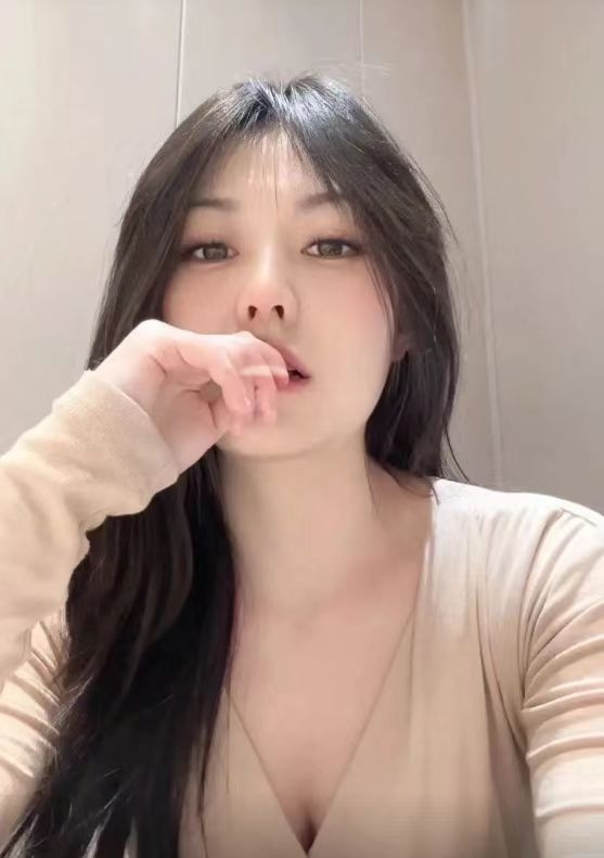 勾人心魂大美人的第一张照片--福建认干亲服务网