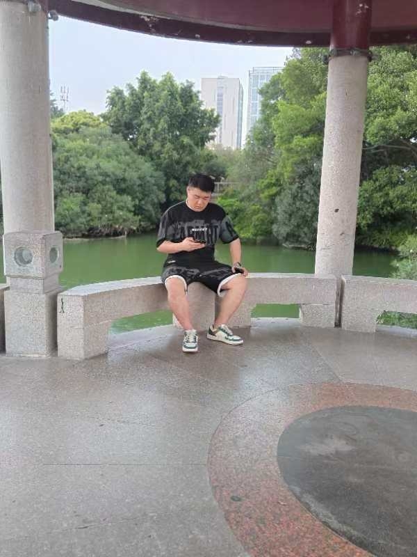 不善挽留的第一张照片--福建认干亲服务网